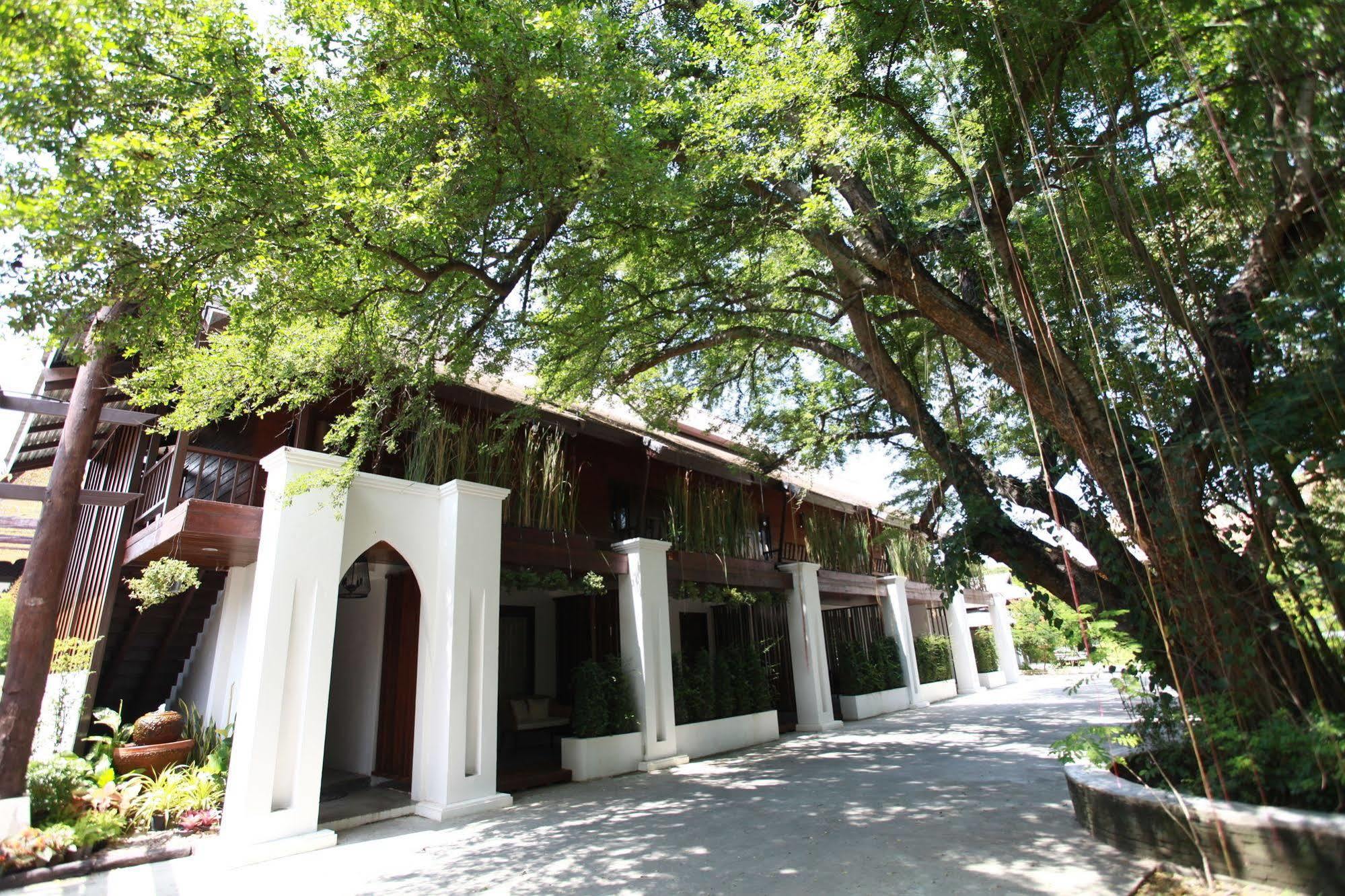 Chompor Lanna Hotel Chiang Mai Esterno foto
